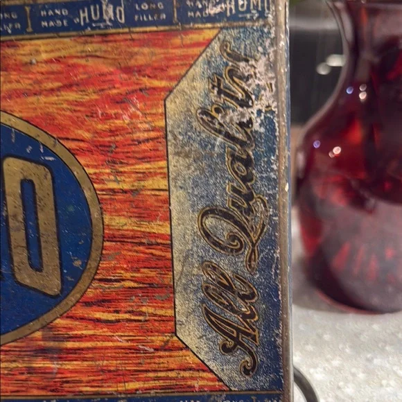 Humo All Quality Cigar Box with Blue and Orange Design - Picture 3 of 9